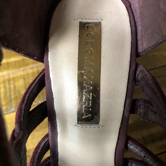 BCBGMAXAZRIA maroon shoes - Picture 3 of 3